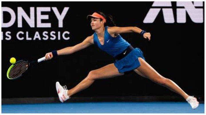 Emma Raducanu Height: How Tall Is Emma Raducanu?