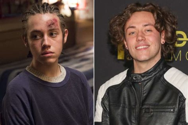 Ethan Cutkosky Biography - Facts, Childhood, Family Life & Achievements