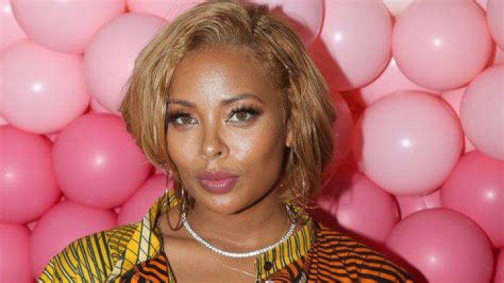 Eva Marcille Flaunts Her Natural Beauty And Impresses Fans