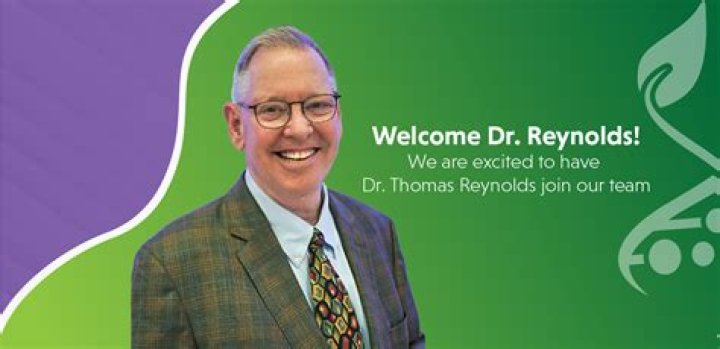 Dr. F Reynolds, MD – Chattanooga, TN