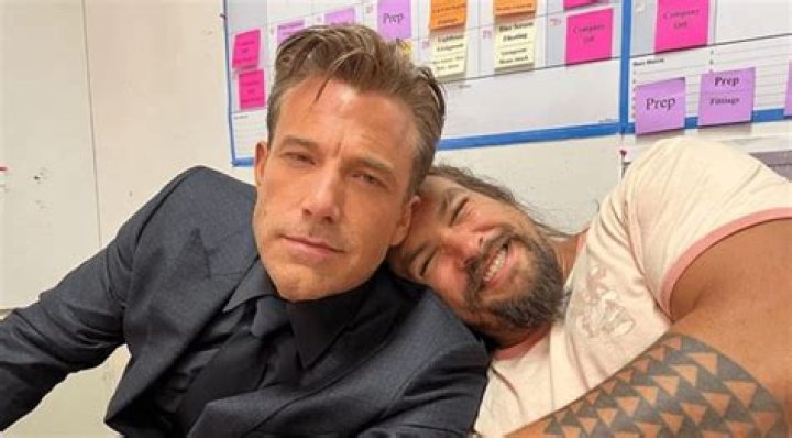 Fans Are Given Signs By Jason Momoa That Ben Affleck Will Reprise His Role As Batman