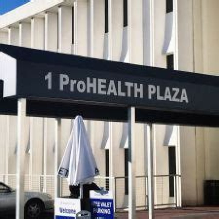 Dr. Fariha Khan, DO – New Hyde Park, NY