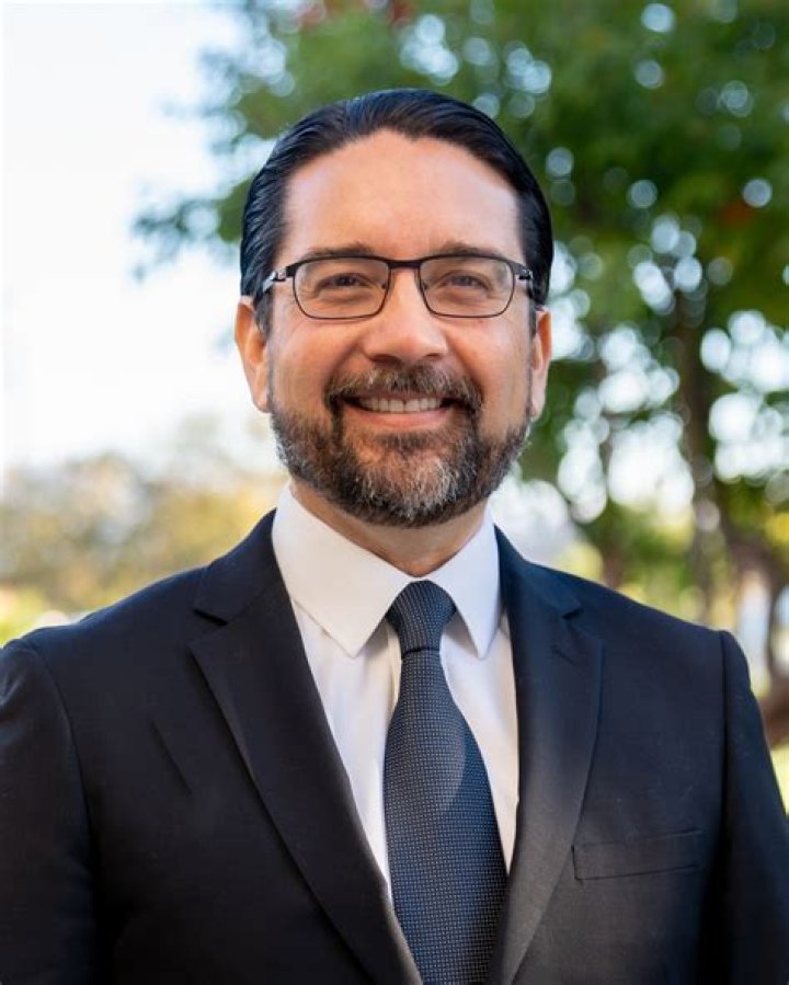 Dr. Francisco Rivera, MD – Pasadena, CA