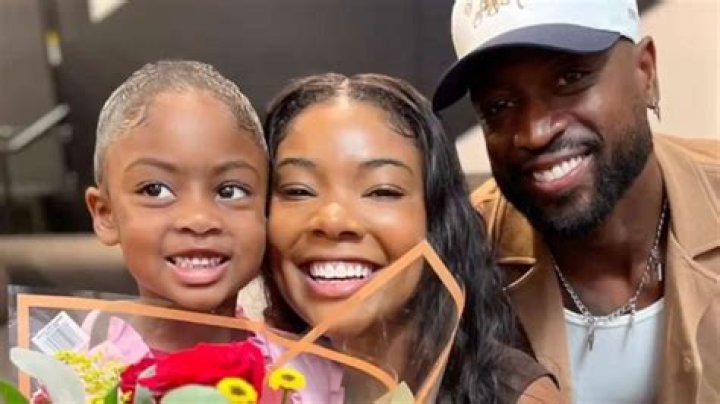 Gabrielle Union Makes Fans Happy With This Photo Featuring Dwyane Wade And Their Daughter, Kaavia James