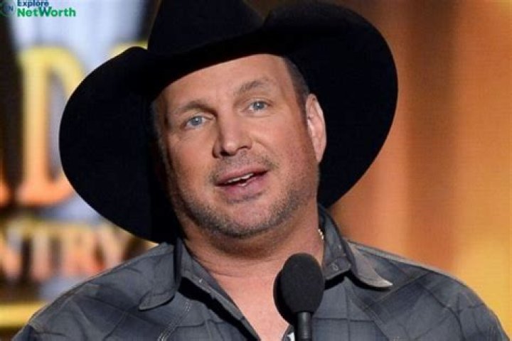 Garth Brooks net worth 2023