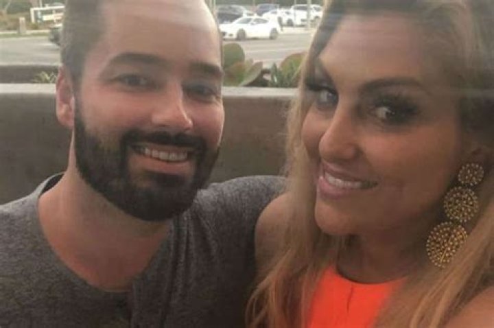 Gina Kirschenheiter Hides Her Face In First Picture After Nasty Fight With Husband Matthew Kirschenheiter