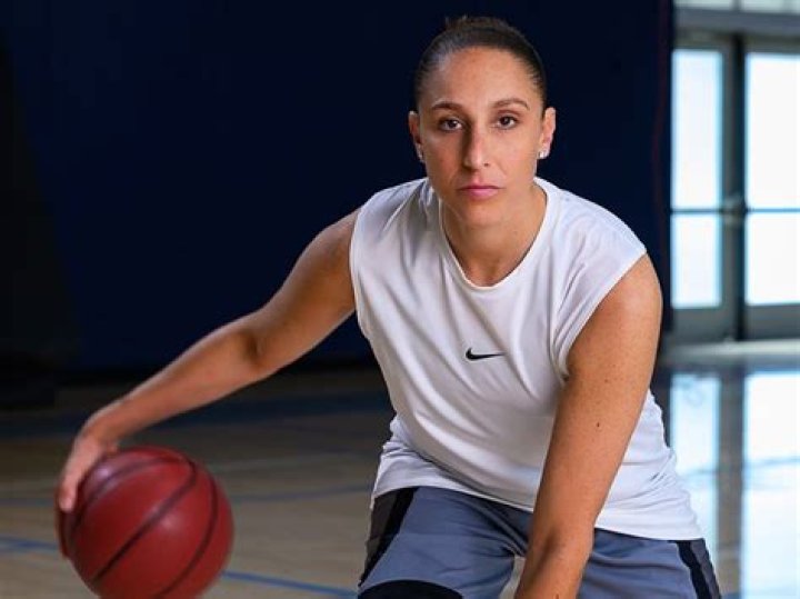 Dr. Glenn Gart, MD – Bristol, CT