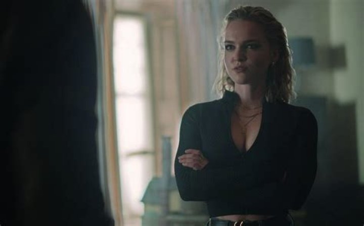 Hallea Jones Age and Height: Everything About The Breakout Locke and Key Cast