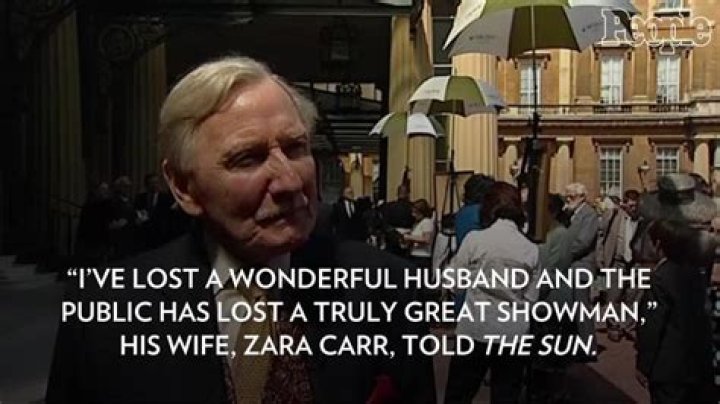 
‘Harry Potter’ Star Leslie Phillips Dead at 98 