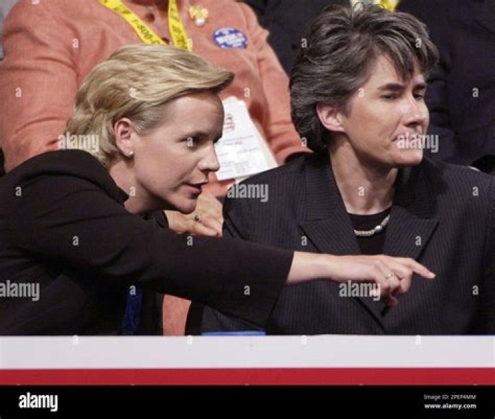 Heather Poe Biography - Facts, Childhood, Family Life & Achievements