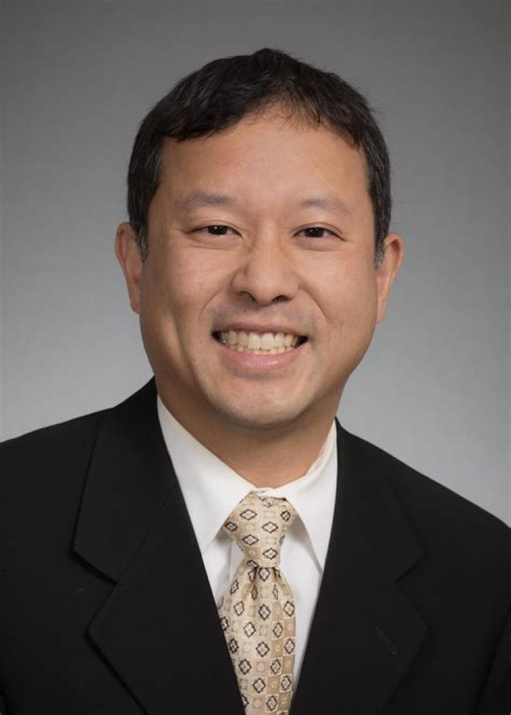 Dr. Henry Ou, MD – Seattle, WA