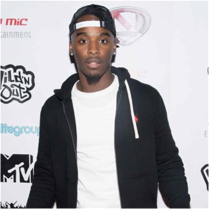 Hitman Holla Biography - Facts, Childhood, Family Life & Achievements