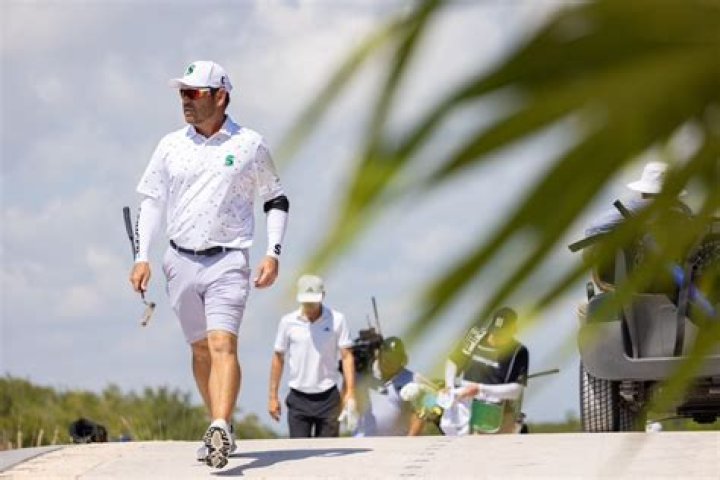 How much did Louis Oosthuizen get paid for LIV?