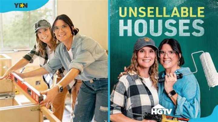 How Old Are Unsellable Houses Twins Leslie Davis And Lyndsay Lamb?