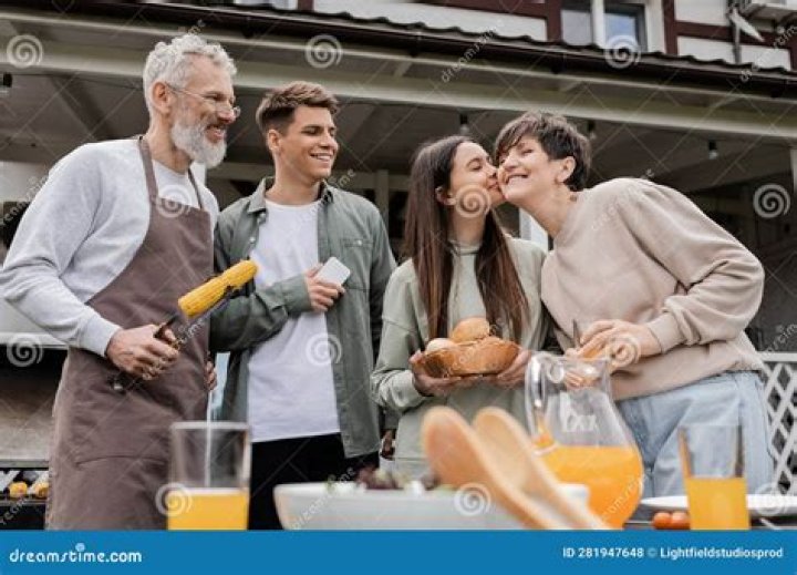 How Old Is Destroy Lonely? Age Parents And Ethnicity Girlfriend And Net Worth