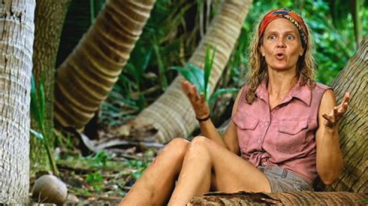 How old is Julie Alley from ‘Survivor 45?’