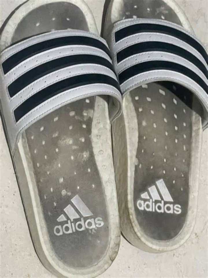 How to clean adidas slides