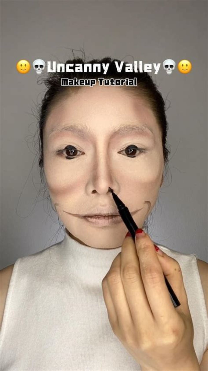 How to do the Uncanny Valley makeup trend