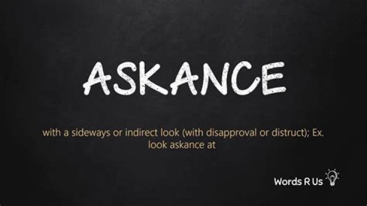 How to pronounce askance