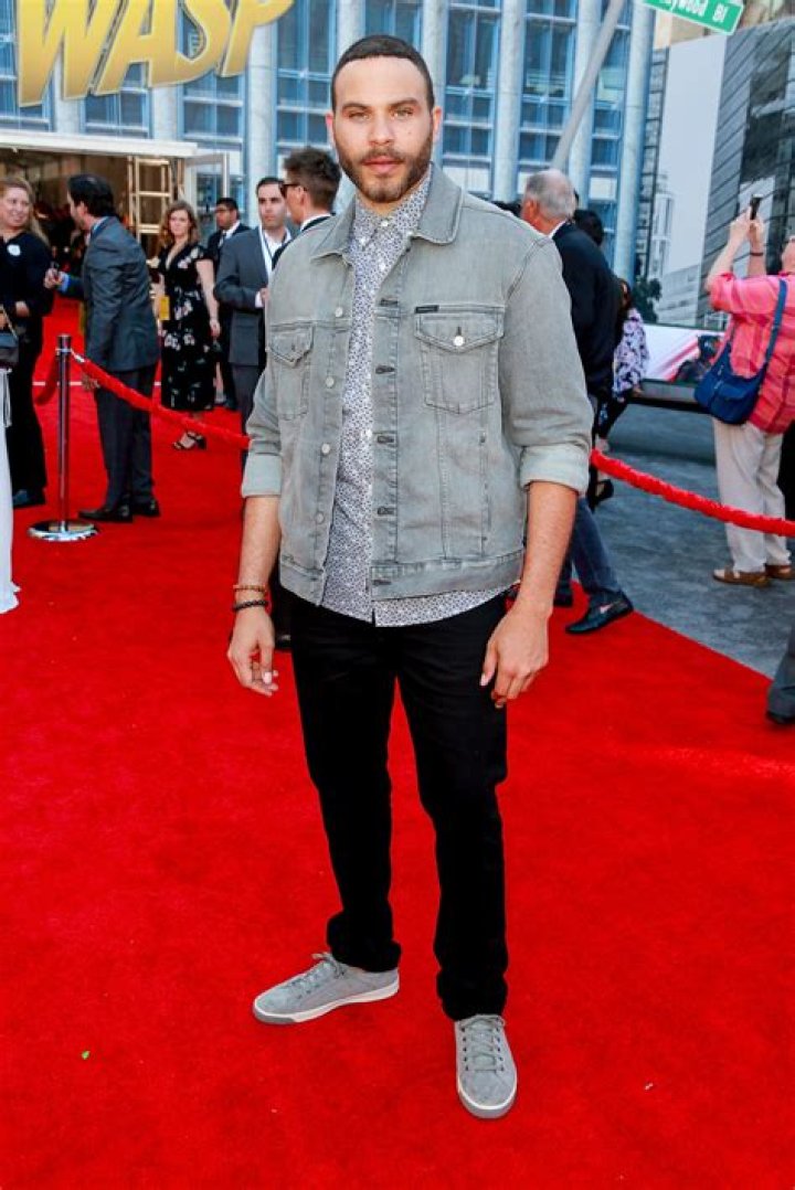 Ian Verdun Bio, Wiki, Age, Height, Family, Wife, Movies, Heritage and Net Worth.