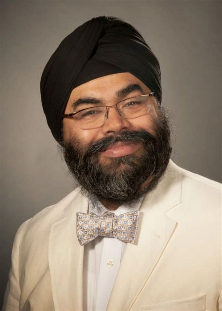 Dr. Inderpal Chhabra, MD – New Hyde Park, NY