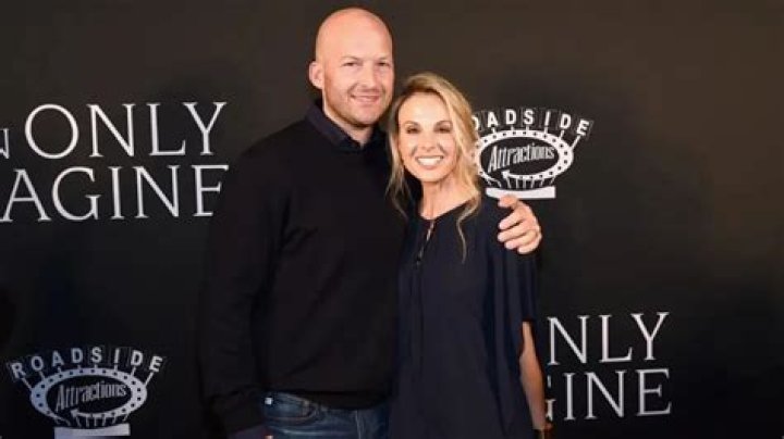 Is Elizabeth Hasselbeck Still Married? Fans Enraged As She Comes Back To The View, Why?