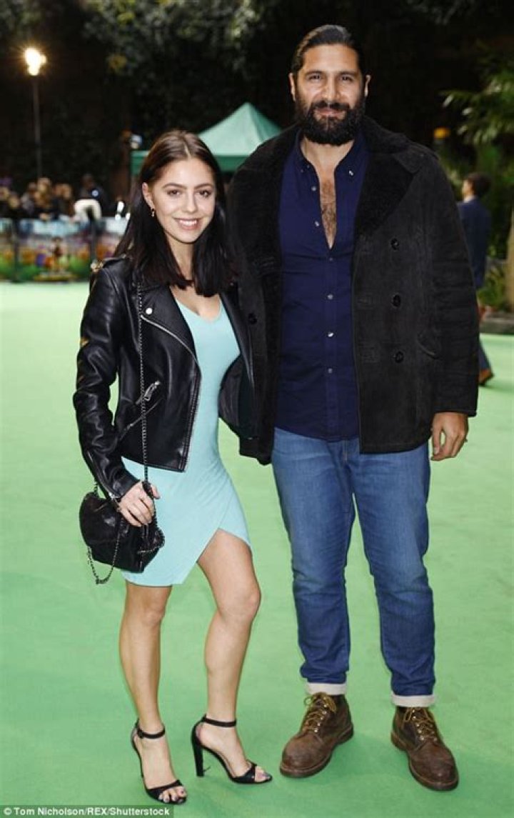 Is Kayvan Novak Married? – Celebrity