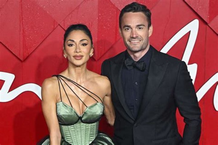 Is Nicole Scherzinger Married? Nicole Scherzinger Husband, Bio, Family, Age, Height, Networth