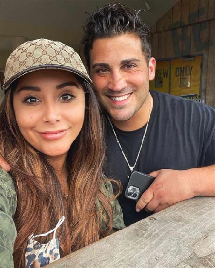 Is Nicole Snooki Still Married? – Celebrity