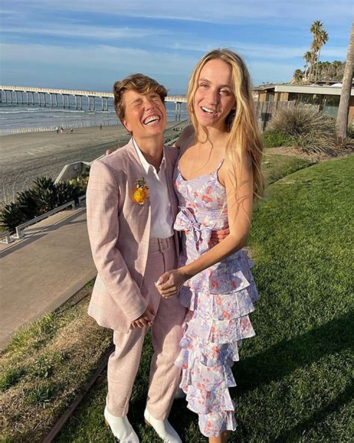 Is Nikki Hiltz Dating? Who is Nikki Hiltz Dating? Who is Emma Gee?