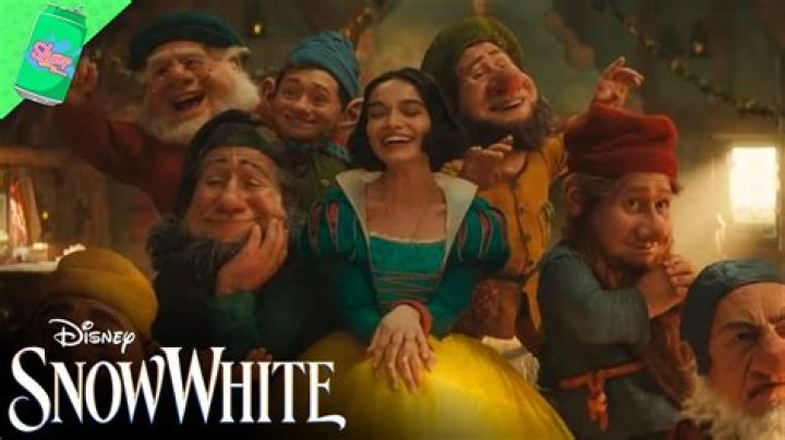 Is there a bird in Snow White? – Celebrity