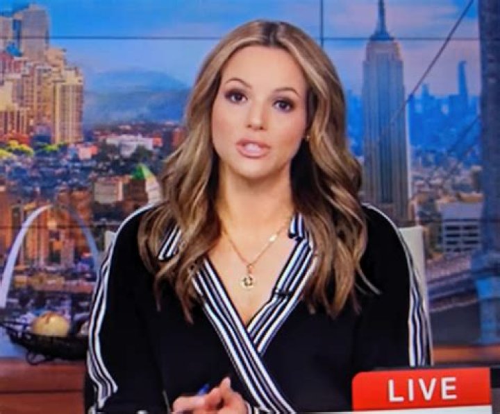 Isabel Rosales Bio, Wiki, Age, Height, Married, Parents, ABC Action News and Net Worth