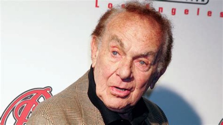 Jack Carter Biography, age, height, wife, children, occupation, net worth