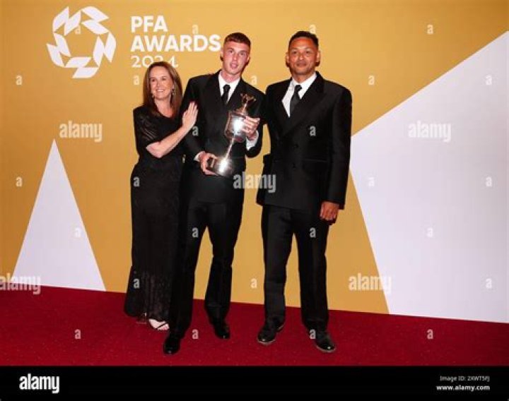 Palmer Pyle, Marie Judith Kumerow