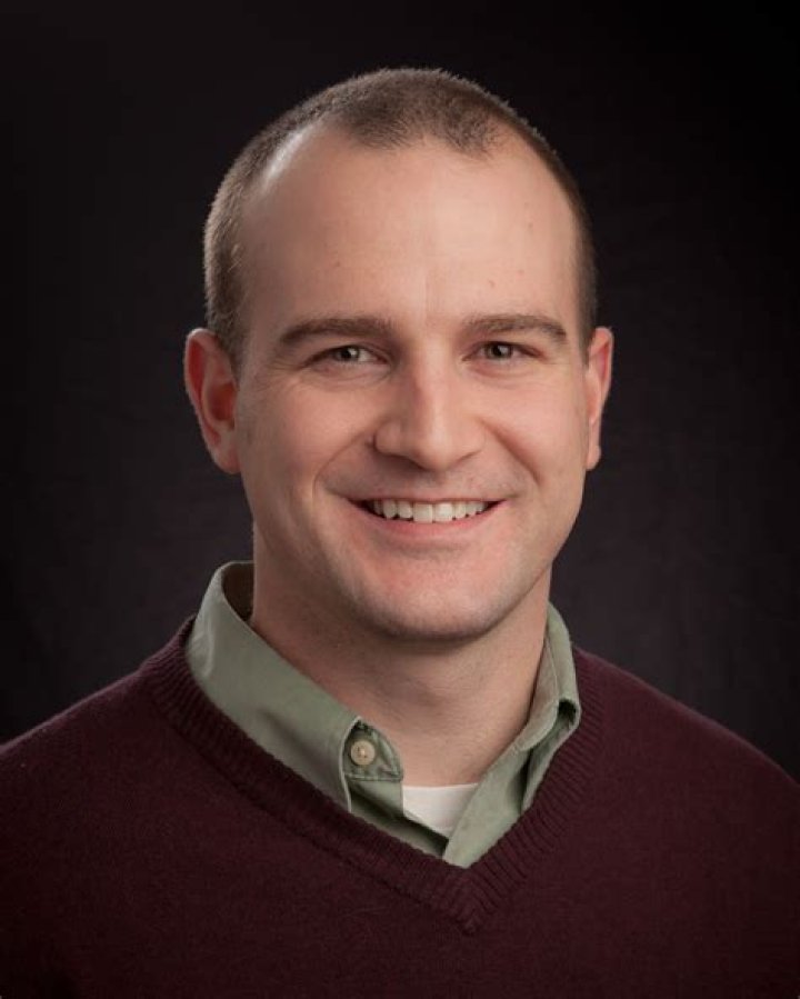 Dr. James Melia, MD – Chicago, IL