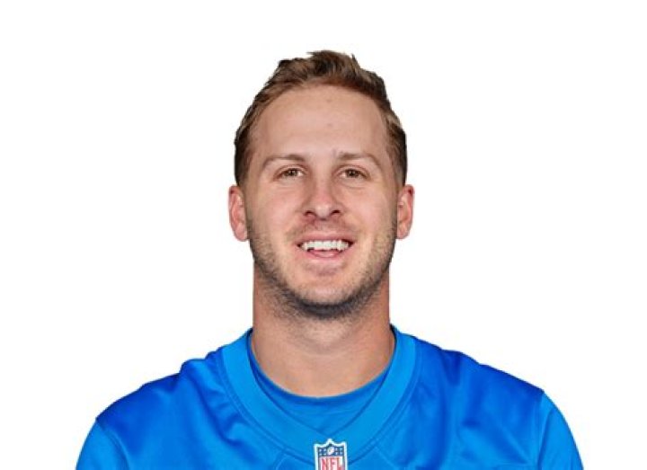 Jared Goff profile, bio, birthday, height, wife, children, contract, salary, net worth