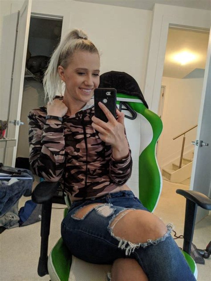 Jennifer Thayer – Jenbear92 Height, Weight, Net Worth, Age, Wiki, Who, Instagram, Biography