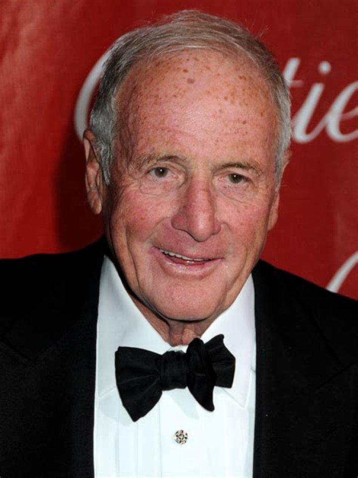 Jerry Weintraub Biography - Facts, Childhood, Family Life & Achievements
