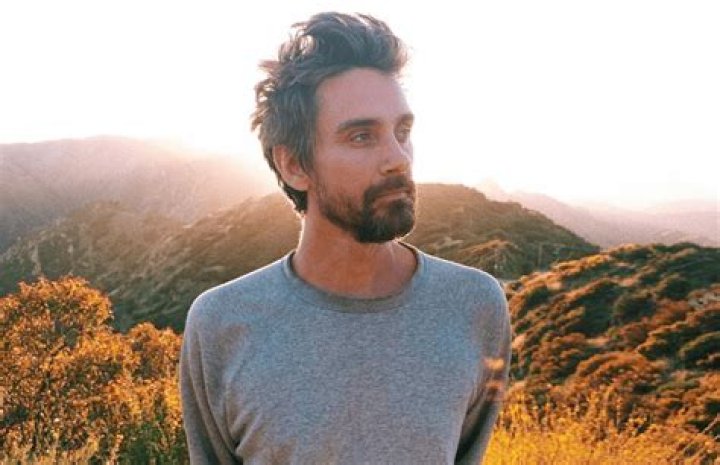 Jesh de Rox Height, Weight, Net Worth, Age, Birthday, Wikipedia, Who, Instagram, Biography