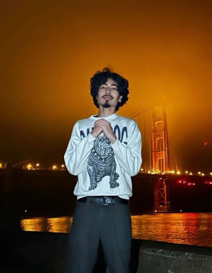 Jesus Mares Height, Weight, Net Worth, Age, Birthday, Wikipedia, Who, Instagram, Biography