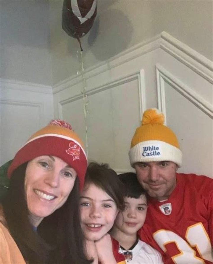 Joe Concha (Journalist) Wiki, Bio, Age, Height, Weight, Wife, Married, Net Worth, Early Life, Facts