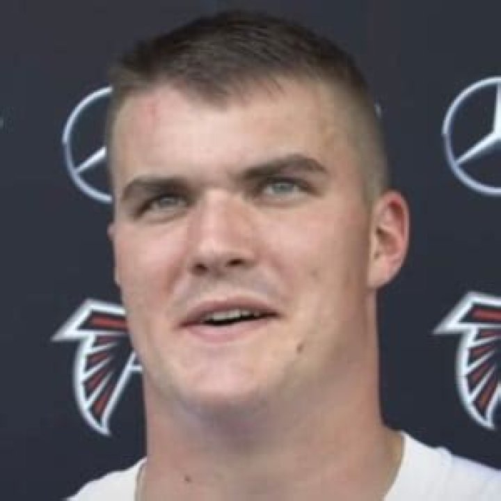 John Cominsky age, height, ethnicity, family, college, 40 time, draft, trade, net worth, Instagram