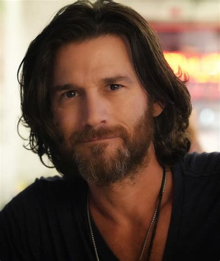 Johnny Whitworth Biography - Facts, Childhood, Family Life & Achievements