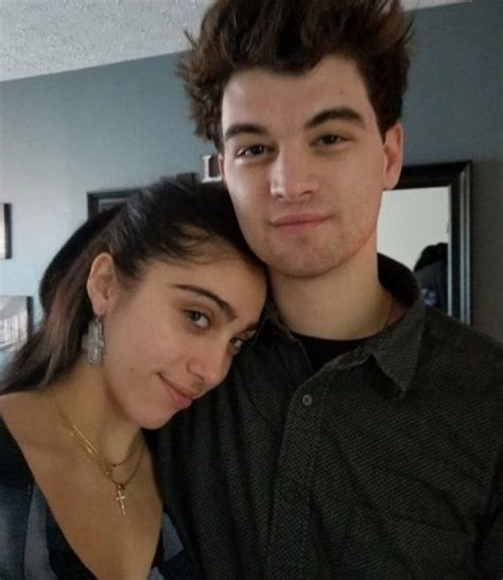 Jonathan Puglia Wiki ( Lourdes Leon Boyfriend) Age, Bio, Net Worth, Family Facts