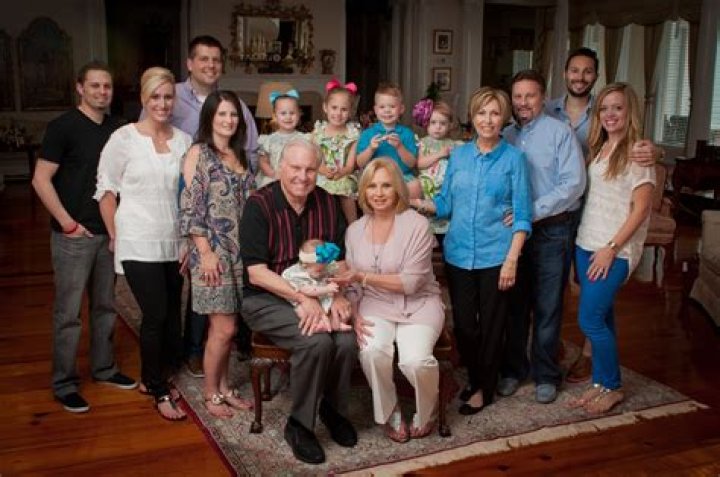 Joseph Larson Wife, Age, Parents Wiki , Biography Married, Age, Baby