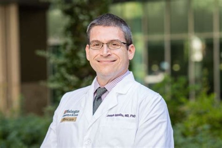 Dr. Joseph Momen, MD – Bridgeport, WV