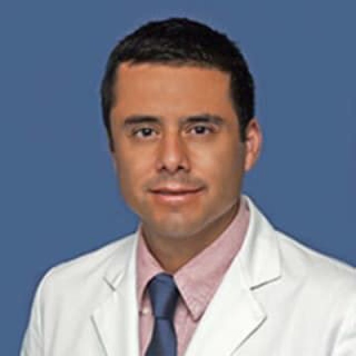 Dr. Juan Alcantar, MD – Porter Ranch, CA