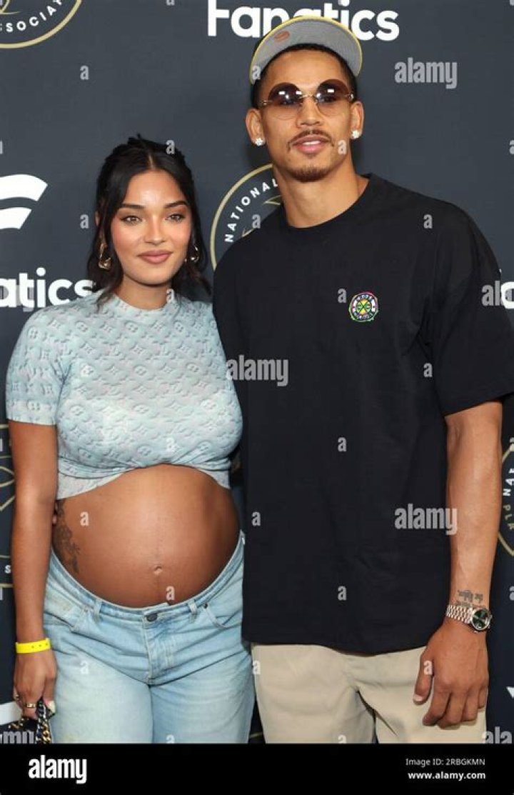 Meet mother Patricia Toscano and father