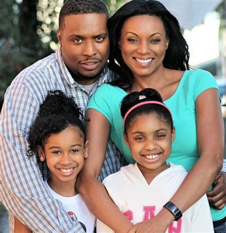 Juanita Y: Carl Judie Wife Age, And Daughter Brianna Walker