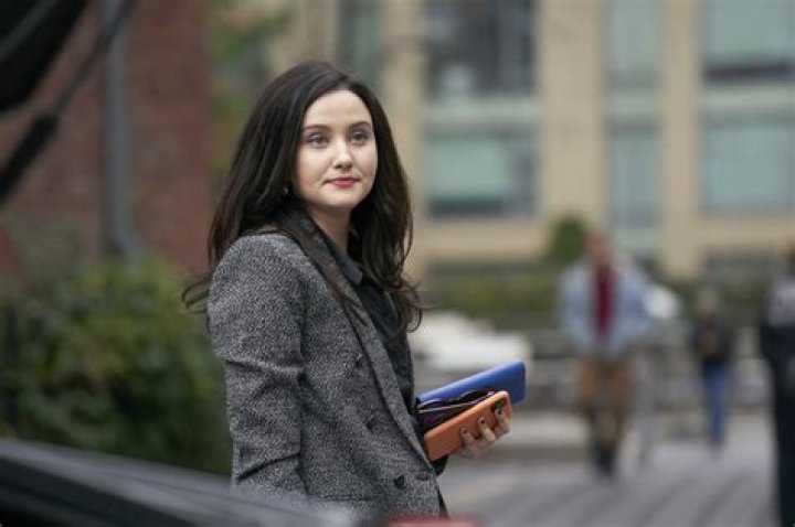 
Julia Goldani Telles Wiki – Things You Didn’t Know Yet 